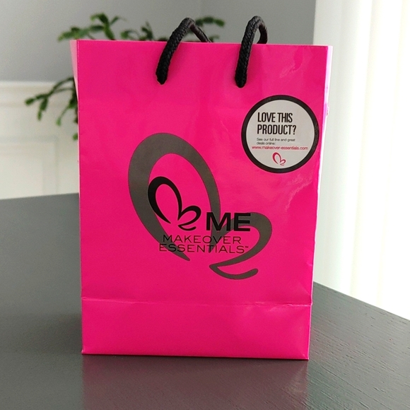 Makeover essentials KIT - Picture 12 of 12